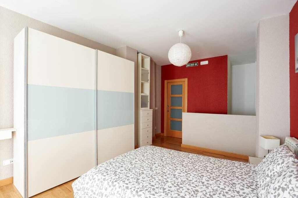 Apartamento Ayla Ayuntamiento ปัมโปลนา ภายนอก รูปภาพ